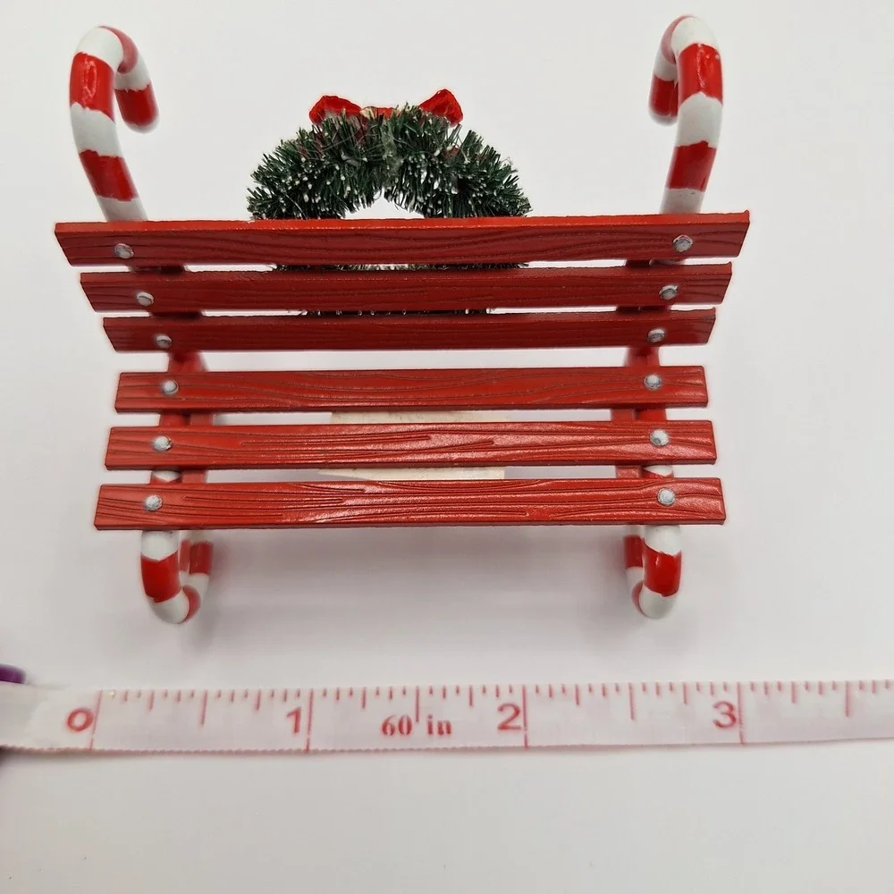 Dept 56 Candy Cane Bench Christmas Village Red White‎ Green Wreath No Box